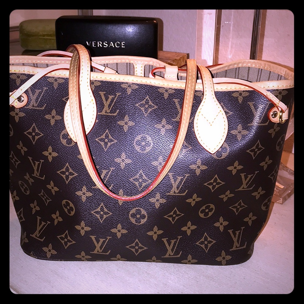 Louis Vuitton purse
